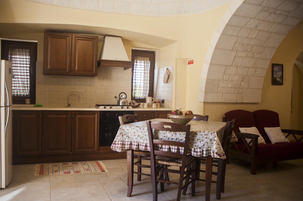 Il Calascione Apulian * Locorotondo